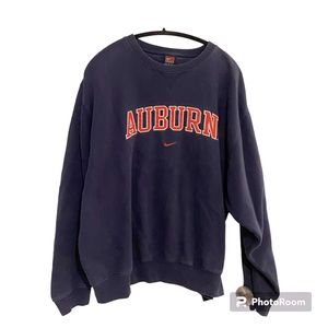 Nike Auburn Sweatshirt Size XL. Good used condition.